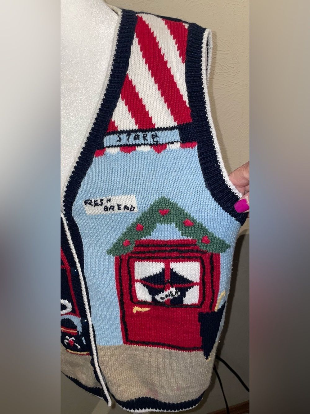 New Look Women’s Size M Navy Sweater Vest General Store Village Knit Christmas - Picture 4 of 9